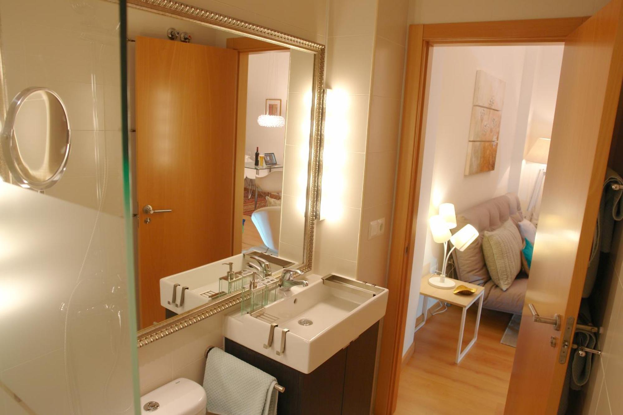 Moderno Y Centrico Apartamento 1 Dormitorio Málaga Esterno foto