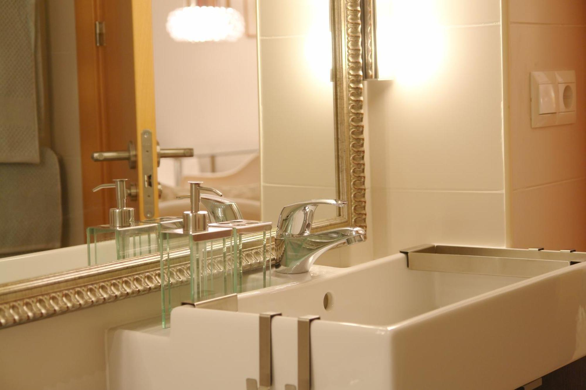 Moderno Y Centrico Apartamento 1 Dormitorio Málaga Esterno foto